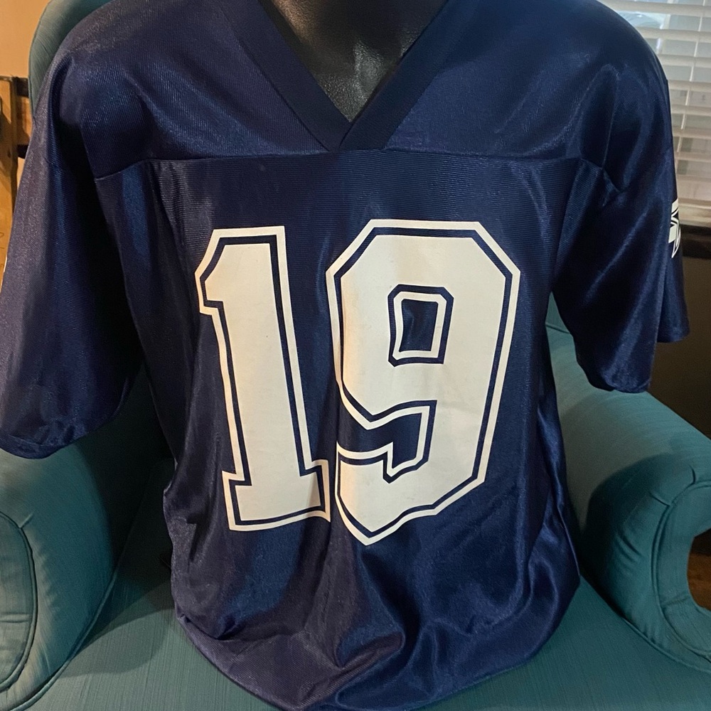 Dallas Cowboys Jersey with Number 19 Austin on back. Size Large Used Great Condi
